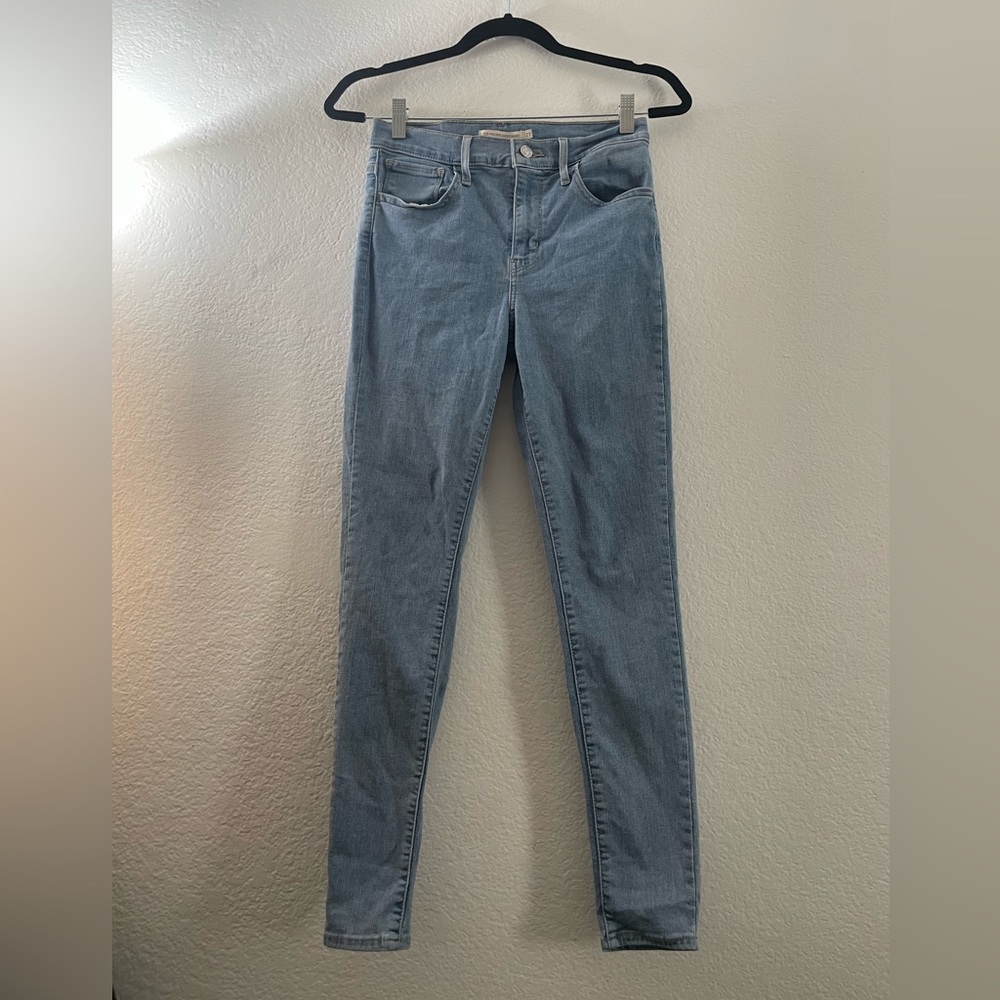 Levi’s 720 High Rise Super Skinny Jeans